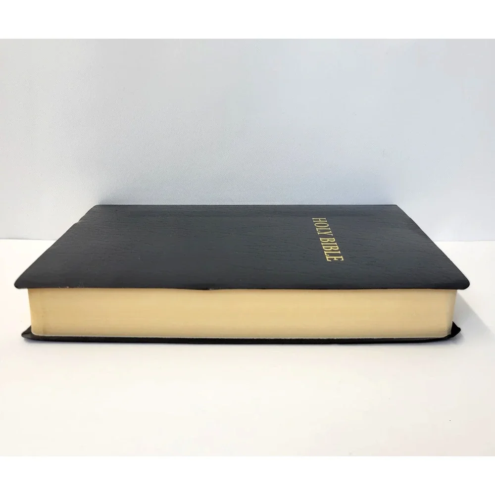 Holy Bible NLT Gift & Award Edition‎ Tyndale Black Leather Red Letter Book